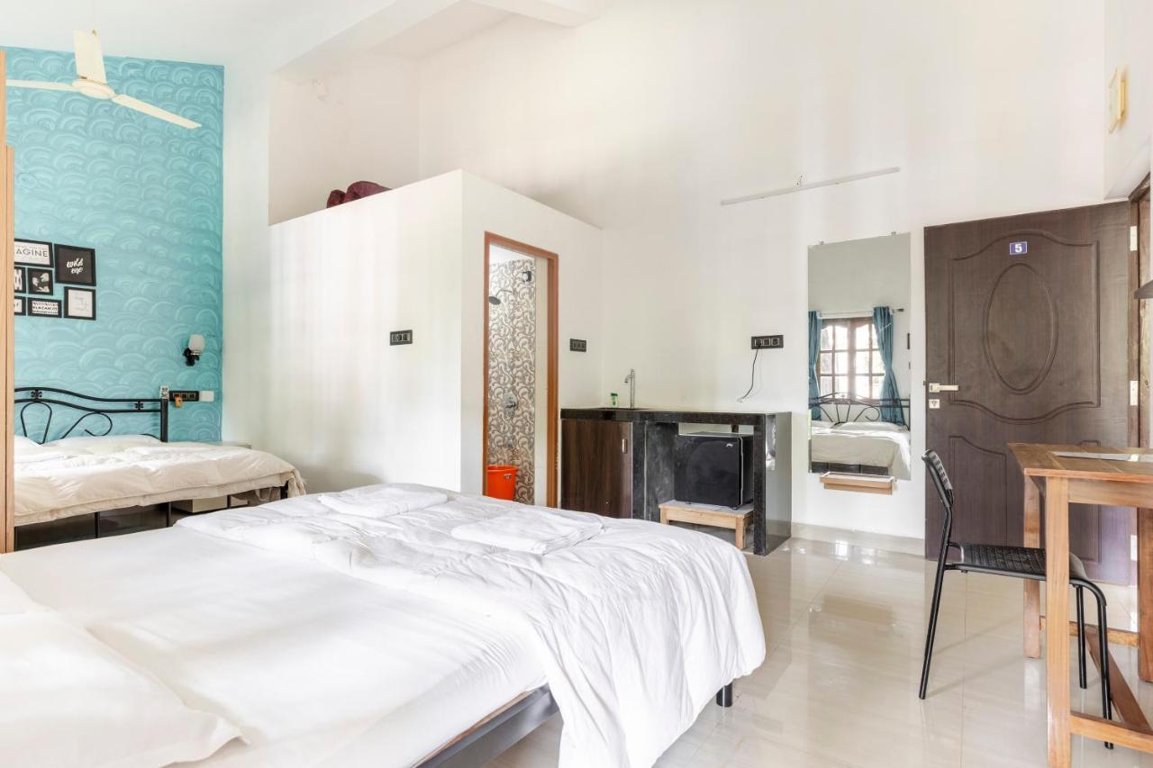 Casa De Mor Room With Pool อันจูนา ภายนอก รูปภาพ